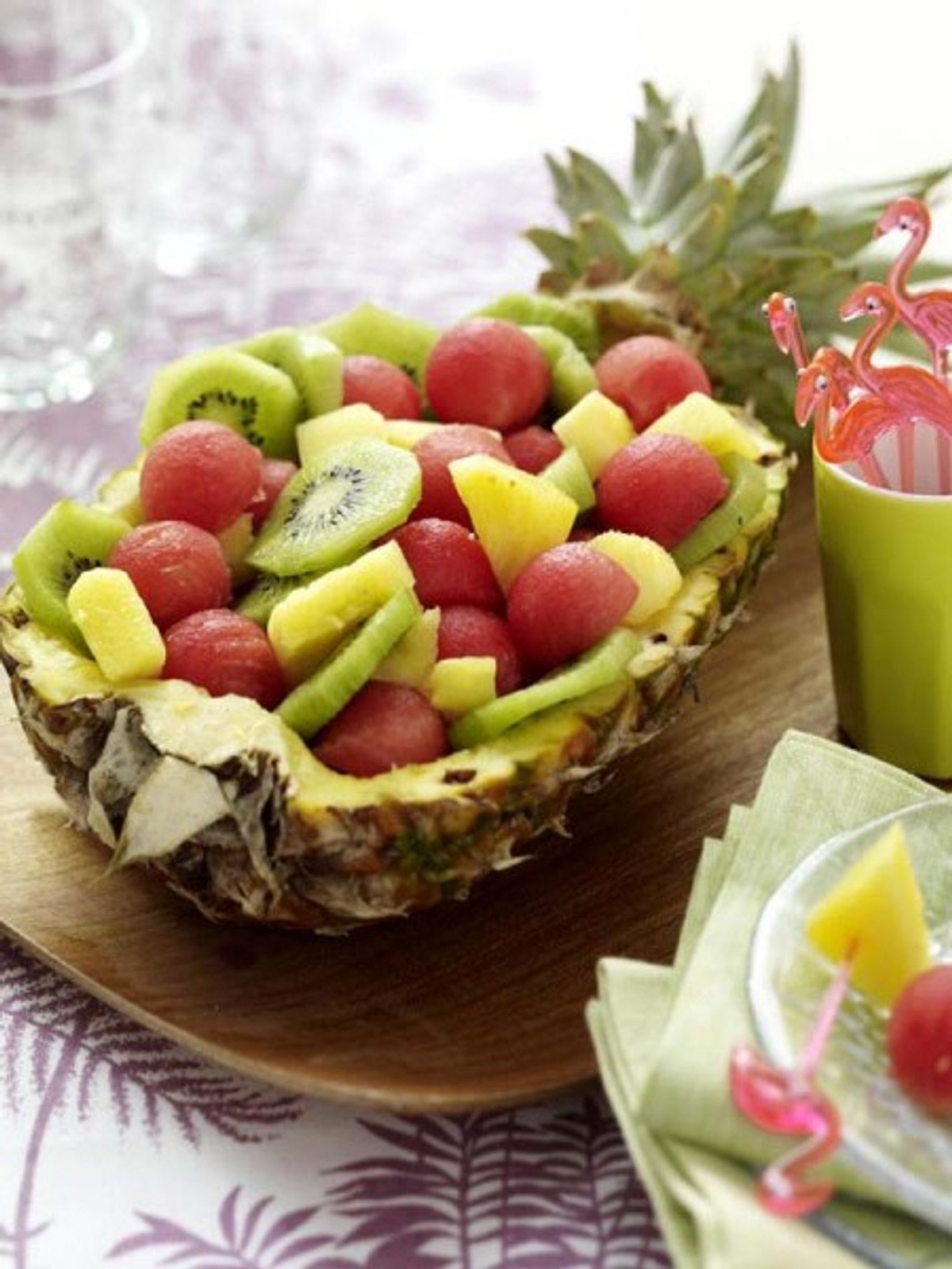 1002094 ananas mit obstsalat_450x600