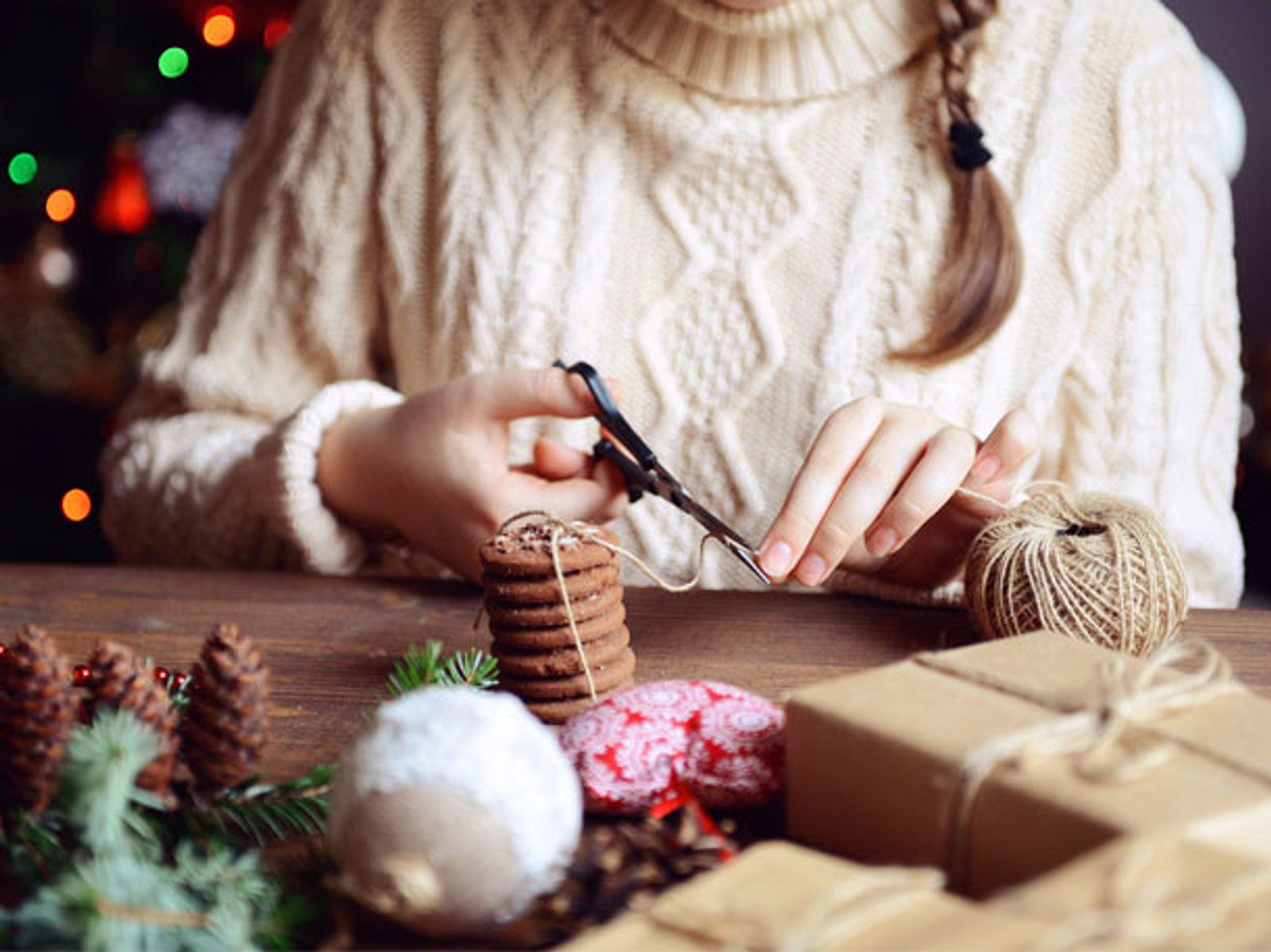 15 Minuten Weihnachten: So machst du eine DIY-Weihnachtstüte