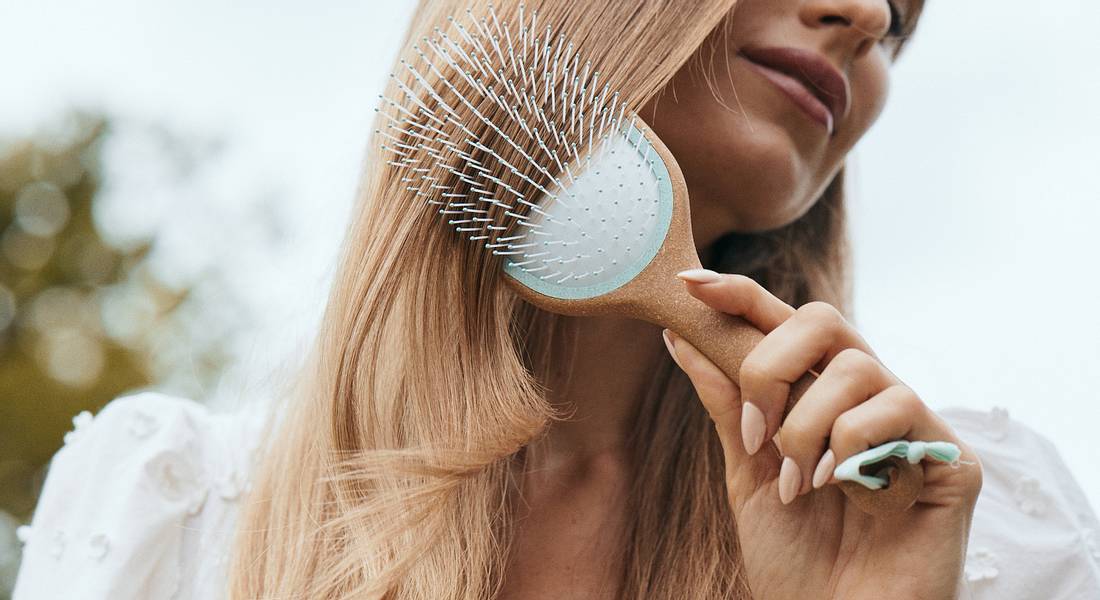 Bye, bye Haarbruch: Die Korkbürste von PARSA rettet deine Haare vor dem Abbrechen