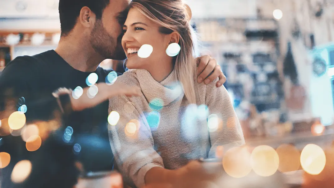 5 Flirt-Tipps, die verraten, wie Männer wirklich ticken - Foto: gilaxia/iStock 5 Flirt-Tipps, die verraten, wie Männer wirklich ticken - Foto: gilaxia/iStock