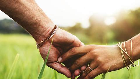 Wenn ein Mann diese 5 Eigenschaften hat, ist er wahrscheinlich treu - Foto: iStock
