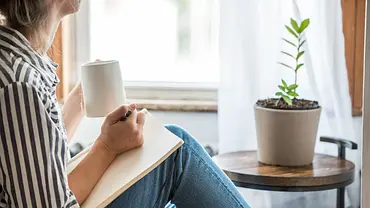 7 Ideen für eine heilsame Morgenroutine, die dein seelisches Gleichgewicht stärkt - Foto: MundusImages/iStock 7 Ideen für eine heilsame Morgenroutine, die dein seelisches Gleichgewicht stärkt - Foto: MundusImages/iStock