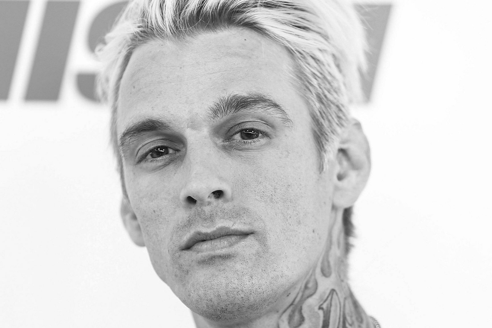 Elegantes Aaron Carter Beerdigung Bild