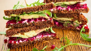 Dieses Abendessen hilft beim Abnehmen. - Foto: Sarsmis/iStock Dieses Abendessen hilft beim Abnehmen. - Foto: Sarsmis/iStock