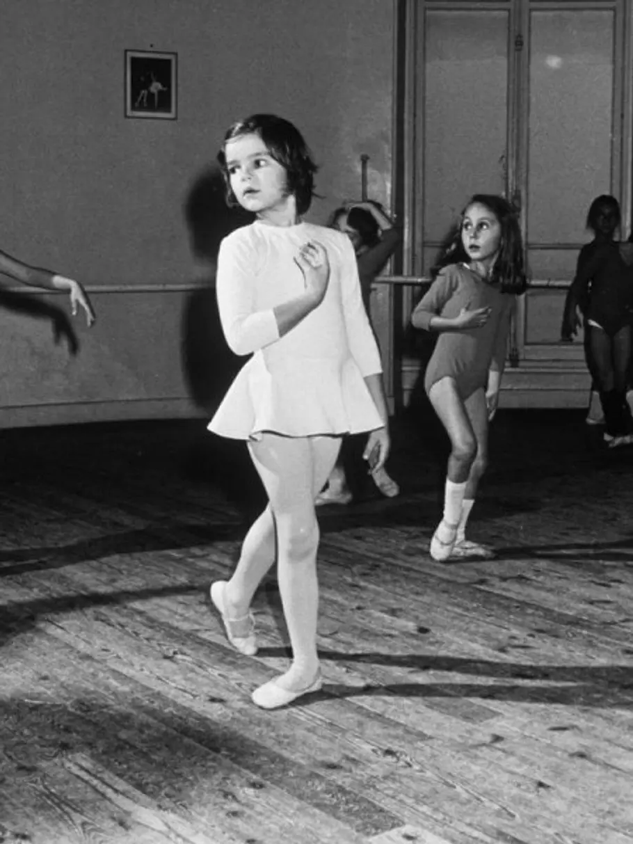 1971: Ballett adel monaco1_450x600