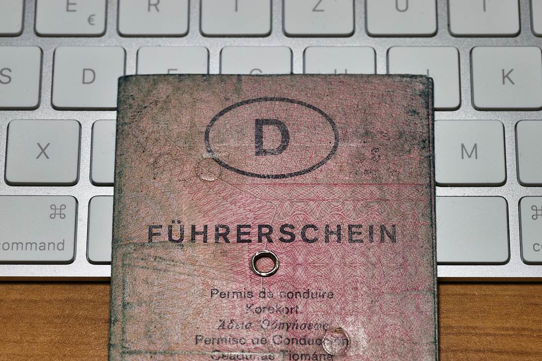 Änderung 2023: Alte Papierführerscheine werden abgeschafft. (Themenbild) Änderung 2023: Alte Papierführerscheine werden abgeschafft. (Themenbild)