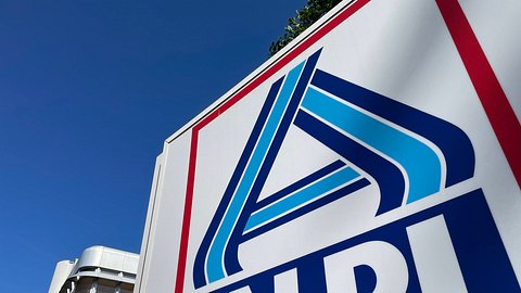 Zapfenstreich bei Aldi Nord! Darauf müssen sich Kunden jetzt einstellen - Foto: IMAGO / Waldmüller