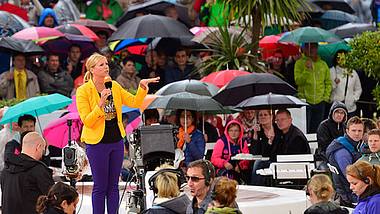 Andrea Kiewel: Fernsehgarten-Aus schockiert Fans - Foto: Thomas Lohnes/Getty Images