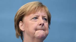 Nach einem Sicherheitseklat muss Angela Merkel jetzt mit dem Schlimmsten rechnen... - Foto: IMAGO / Revierfoto
