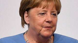 Angela Merkel: Hat sie zu Gott gebetet, um ihre Ehe zu retten? - Foto: IMAGO / Revierfoto