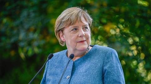 Angela Merkel ist immer für ihre Freunde da - Foto: IMAGO / newspix