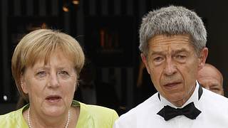 Angela Merkel und Joachim Sauer zeigen sich auf dem Höhepunkt eines schlimmen Trennungs-Dramas... - Foto: IMAGO / Eventpress