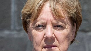 Angela Merkel hat eine Reporterin zurechtgewiesen. - Foto: IMAGO / Future Image