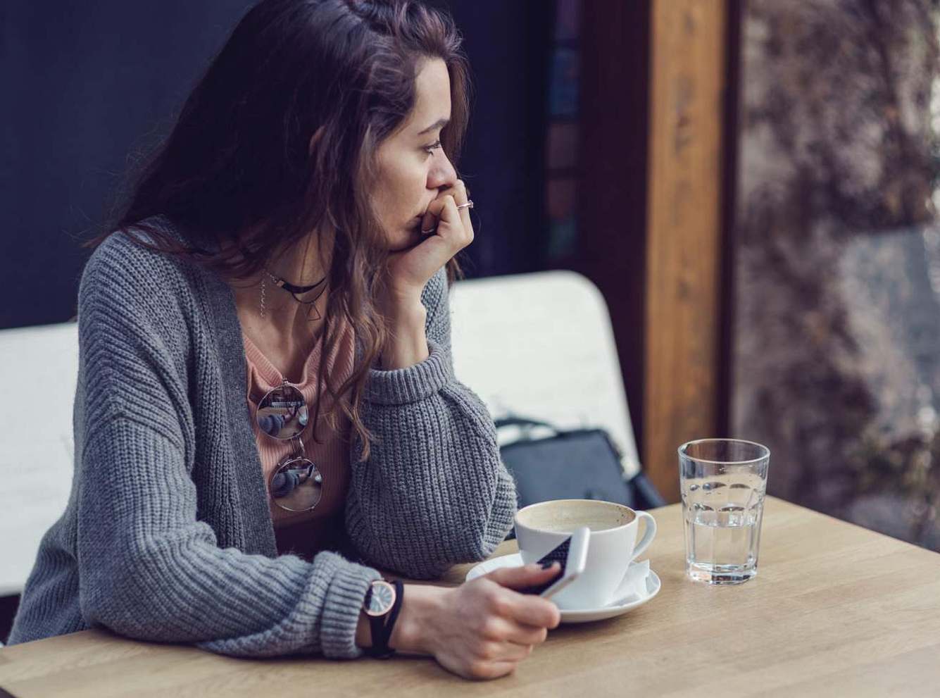 Angst & Depressionen: Wie Instagram & Co. deiner Psyche schaden können Angst & Depressionen: Wie Instagram & Co. deiner Psyche schaden können