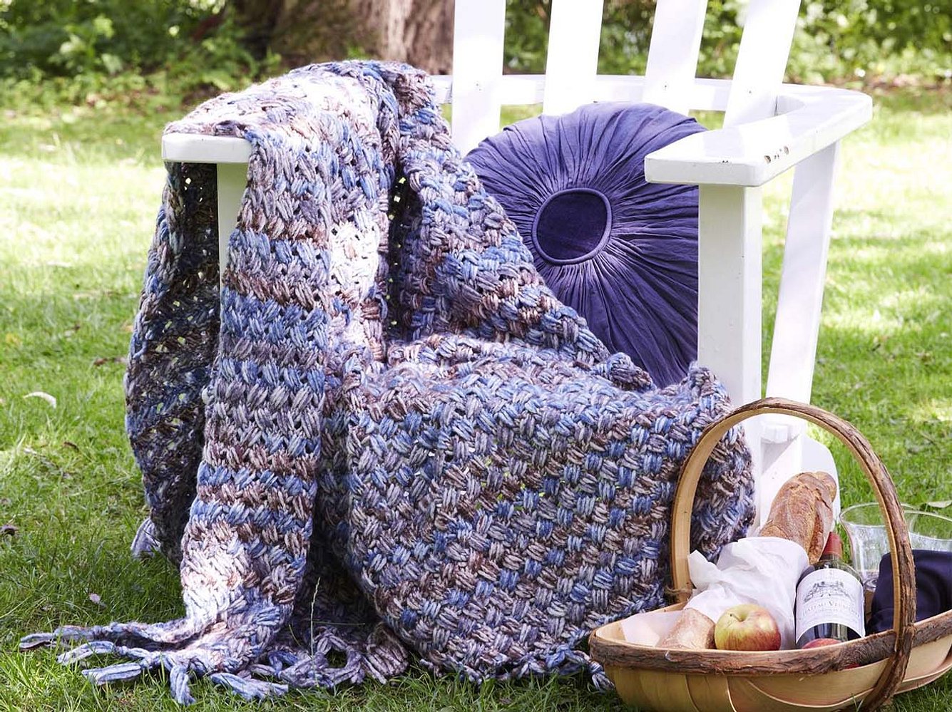 Strickanleitung: So strickst du diese gemütliche Decke Strickanleitung: So strickst du diese gemütliche Decke