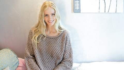 Kastenpullover mit Lochmuster - Foto: Lana Grossa