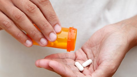 Antibiotika-Ärger! Apotheken schlagen Alarm - Foto: amphotora/iStock (Symbolbild)