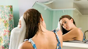 Apfelessig Haare - Foto: GettyImages / Tara Moore Apfelessig Haare - Foto: GettyImages / Tara Moore
