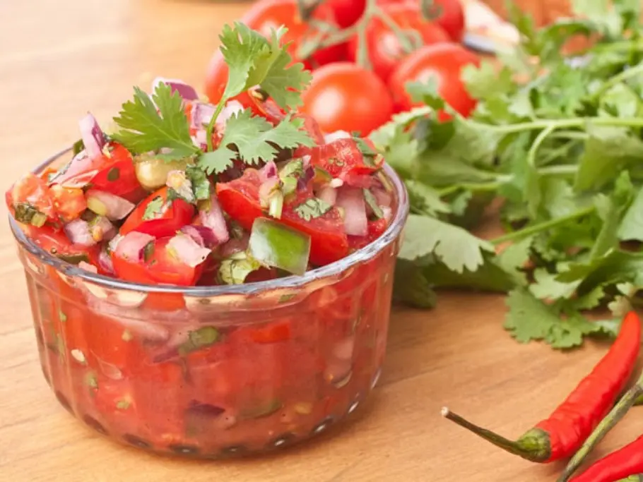 22. Scharfe Sauce Ein bisschen scharfe Soße hemmt den Appetit