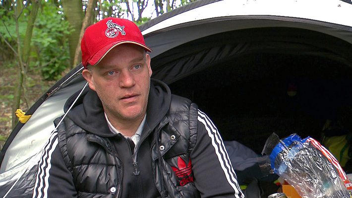 Armes Deutschland: Willi ist trotz Arbeit obdachlos! - Foto: RTLZWEI