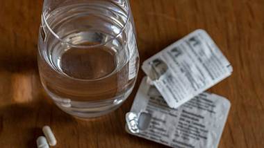 Aspirin kann gefährlich werden - denn die Nebenwirkungen sind gravierender als erwartet. - Foto: iStock / Druv