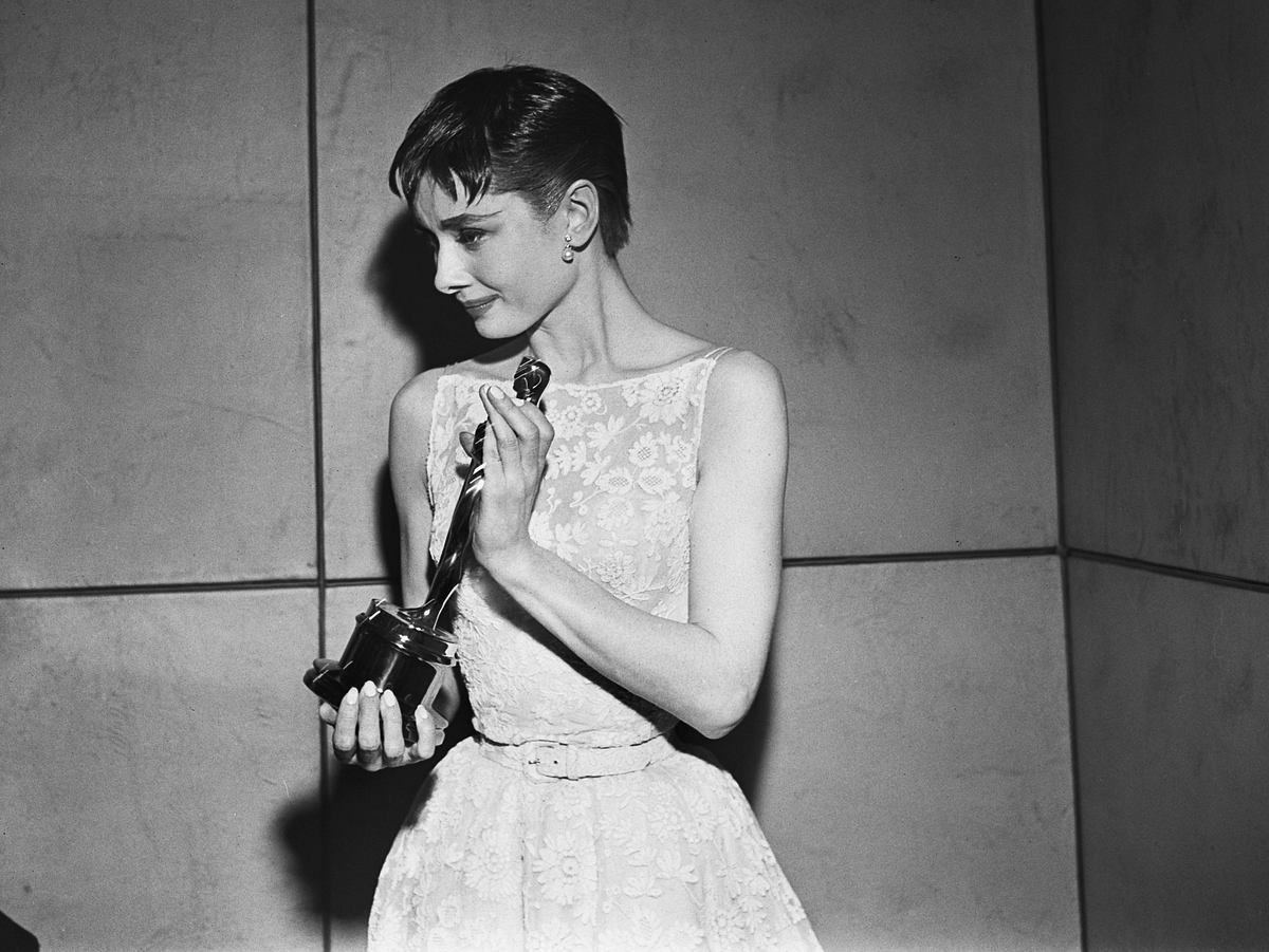 Rixie Haircut an Audrey Hepburn