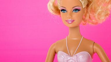 Sie will aussehen wie Barbie: Studentin hatte schon 15 OPs - in einem Jahr - Foto: iStock