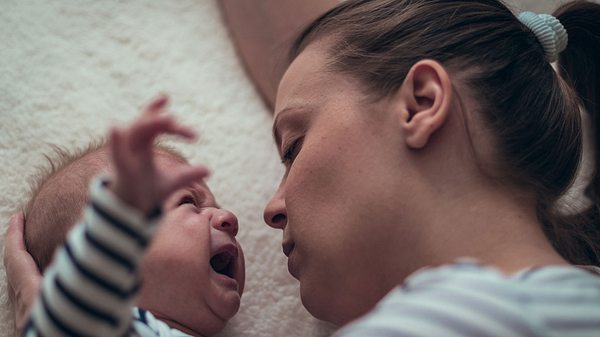 Mutterglück? Nein, danke! Eine junge Frau verrät, warum sie kein Baby haben möchte. - Foto: iStock