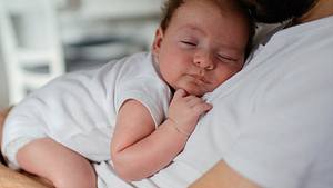 Kuscheln beeinflusst DNA von Kindern - Foto: iStock