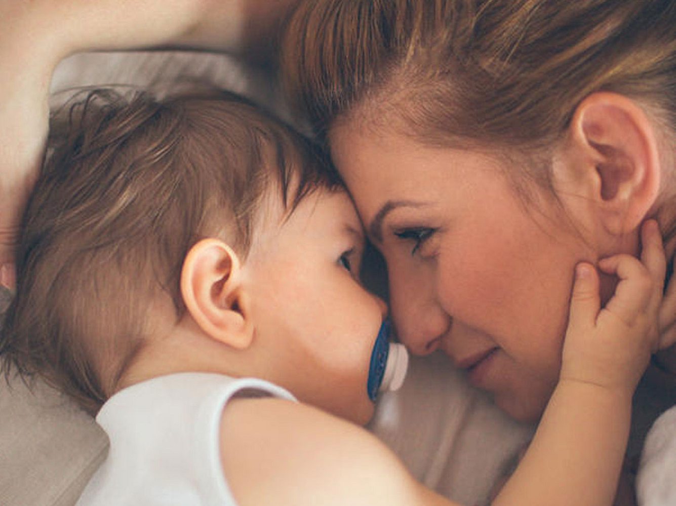 Du weißt noch nicht, ob du ein Baby willst? Vielleicht helfen dir diese 50 Gründe für ein Baby bei dieser Entscheidung.