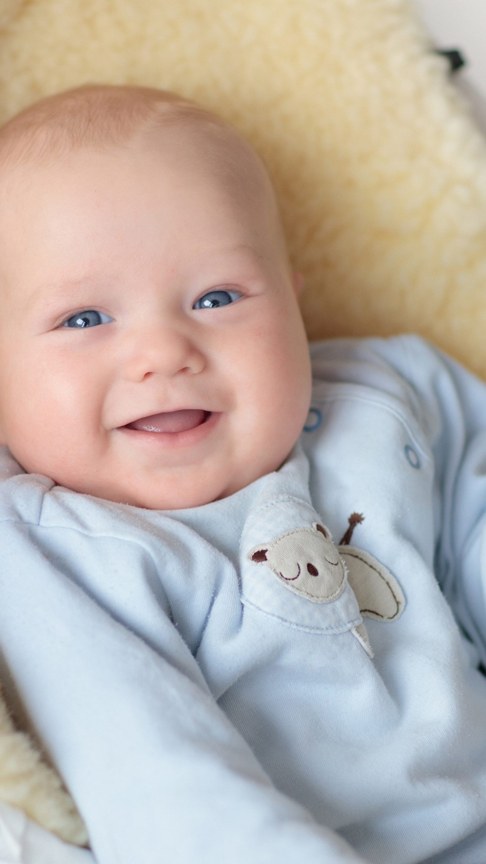 Lammfell im Kinderwagen: Ja oder Nein? | Wunderweib