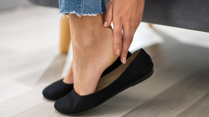 Ballerinas einlaufen ist nicht notwendig mit einem Trick zum Weiten. (Themenbild) - Foto: AndreyPopov/iStock