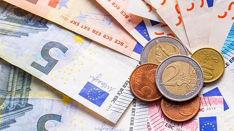 Bargeld besteuern, Sparer bestrafen: Der IWF und die Minuszinsen - Foto: Mustang_79 / iStock