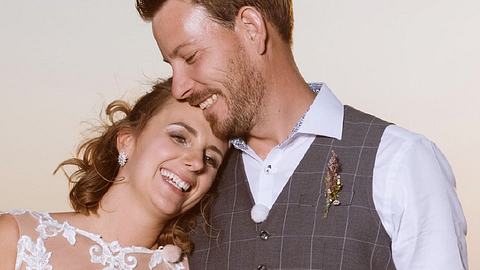 Anna und Gerald haben sich bei Bauer sucht Frau kennen und lieben gelernt. - Foto: RTL