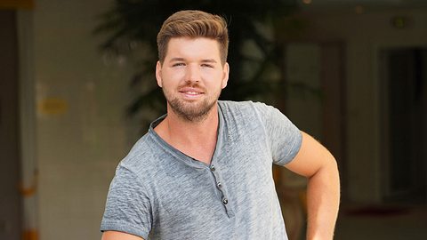 Bauer Michael hat sich verschätzt und bleibt weiterhin Single. - Foto: TVNOW / Guido Engels