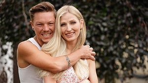 Bauer sucht Frau: Babybombe geplatzt! Peter & Kerstin gegen Vollgas - Foto: RTL / Stefan Gregorowius