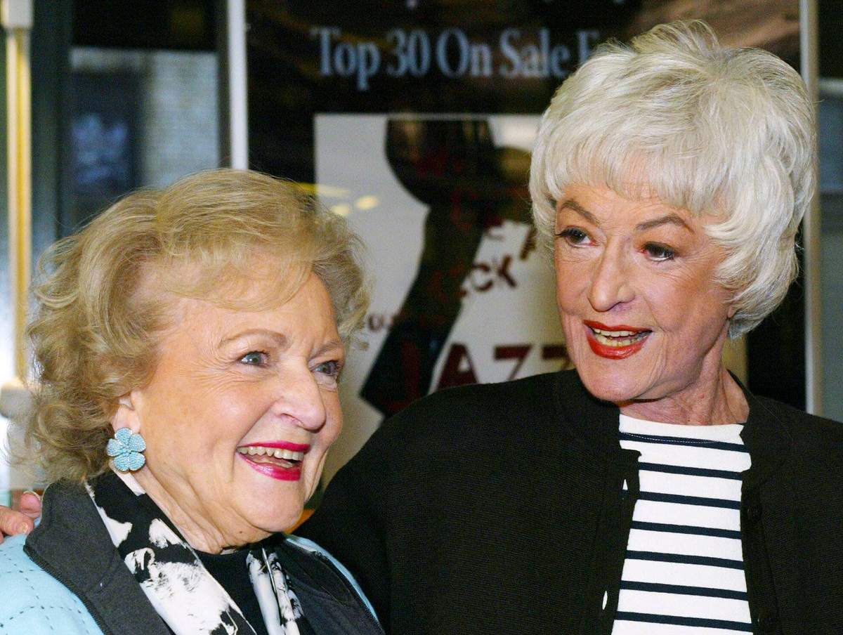 Die „Golden Girls“ zogen uns alle in ihren Bann: So waren Bea Arthur und Betty White im wahren Leben!