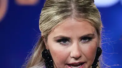 Beatrice Egli: Diese Schlager-Ikone teilt gegen sie aus! - Foto: IMAGO / Christian Schroedter