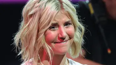 Die Tränen des Glücks von Beatrice Egli - Foto: Imago/POP EYE Die Tränen des Glücks von Beatrice Egli - Foto: Imago/POP EYE