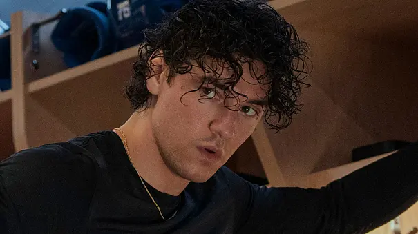 Belmont Cameli spielt Garrett Graham in der Serie „Off Campus“. - Foto: Liane Hentscher/Prime