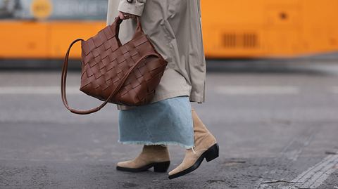 Bequeme Schuhe als Hochzeitsgast - Foto: gettyimages /Jeremy Moeller / Freier Fotograf