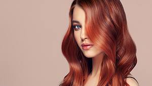 Beste Haarfarbe: Colorationen, Tönungen fürs Haar - Foto: iStock/ Sofia Zhuravets 