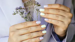Bester Nagellack: Diese Lacke sind top! - Foto: iStock/ Mariia Fadeeva Bester Nagellack: Diese Lacke sind top! - Foto: iStock/ Mariia Fadeeva