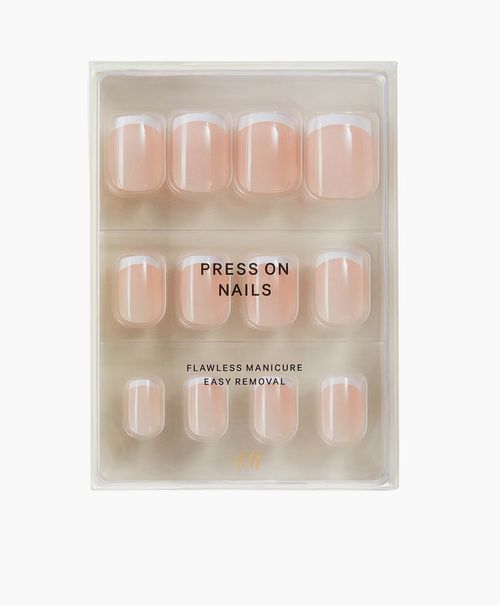 Press on Nails im French-Look