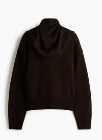Pullover mit Schal