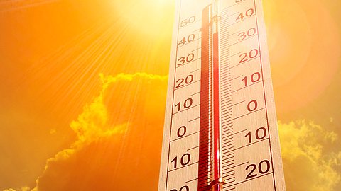 Die Sahara-Hitze sorgt für Temperatur-Extreme in Europa. - Foto: istock / SUNG YOON JO