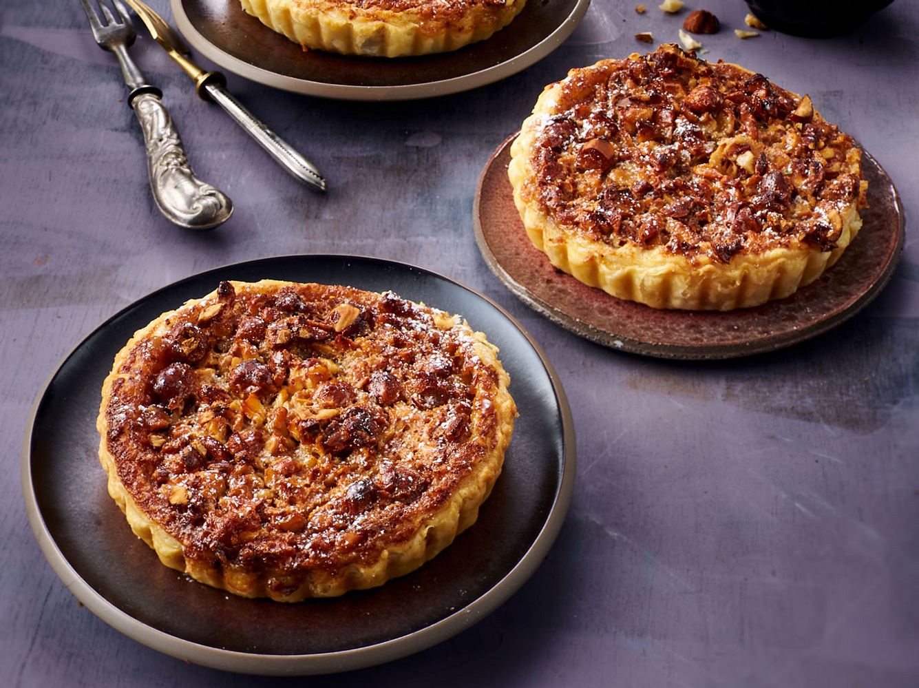 Blätterteigtarte können mit den unterschiedlichesten Leckereien gefüllt werden, wie einem Nussmix. Blätterteigtarte können mit den unterschiedlichesten Leckereien gefüllt werden, wie einem Nussmix.