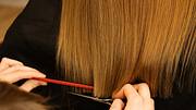 Der Blunt Bob zählt zu den trendigsten Bob-Frisuren.  - Foto: iStock/Vagengeym_Elena 