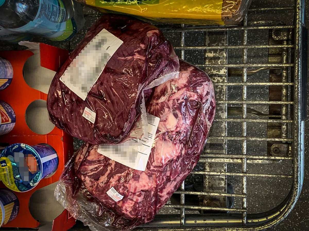 Bochum: Supermarkt-Streit - Mann mit Rindfleisch ins Gesicht geschlagen