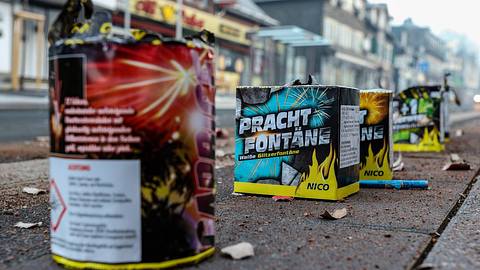 Böller-Verbot an Silvester: Bald auch in dieser deutschen Großstadt? - Foto: imago images / Rene Traut